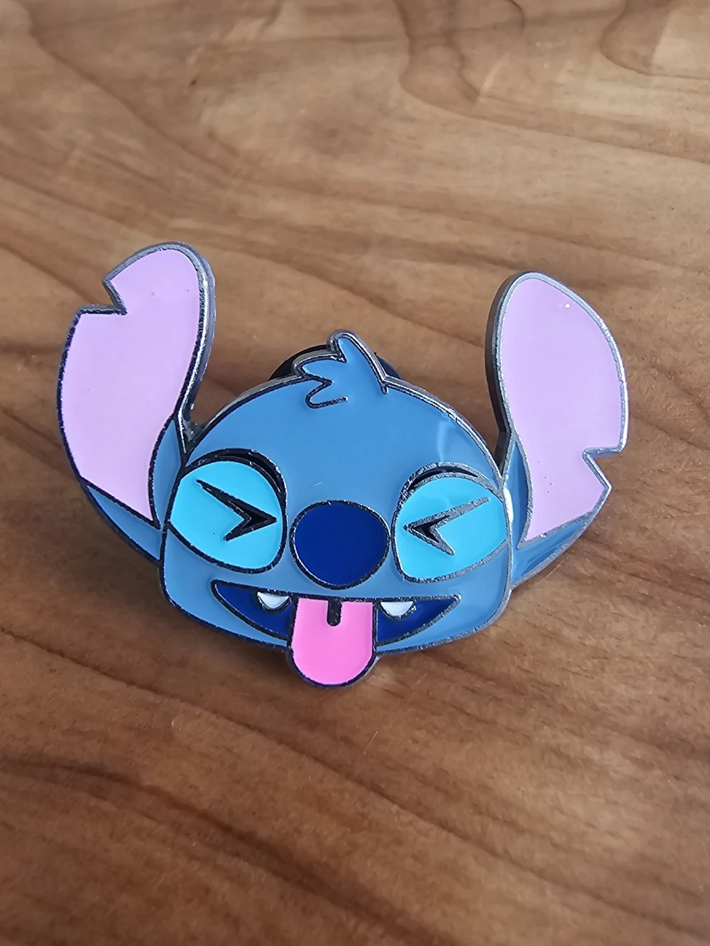 Disney Blue and Pink Stitch Character Enamel Pin - Picture 2 of 3